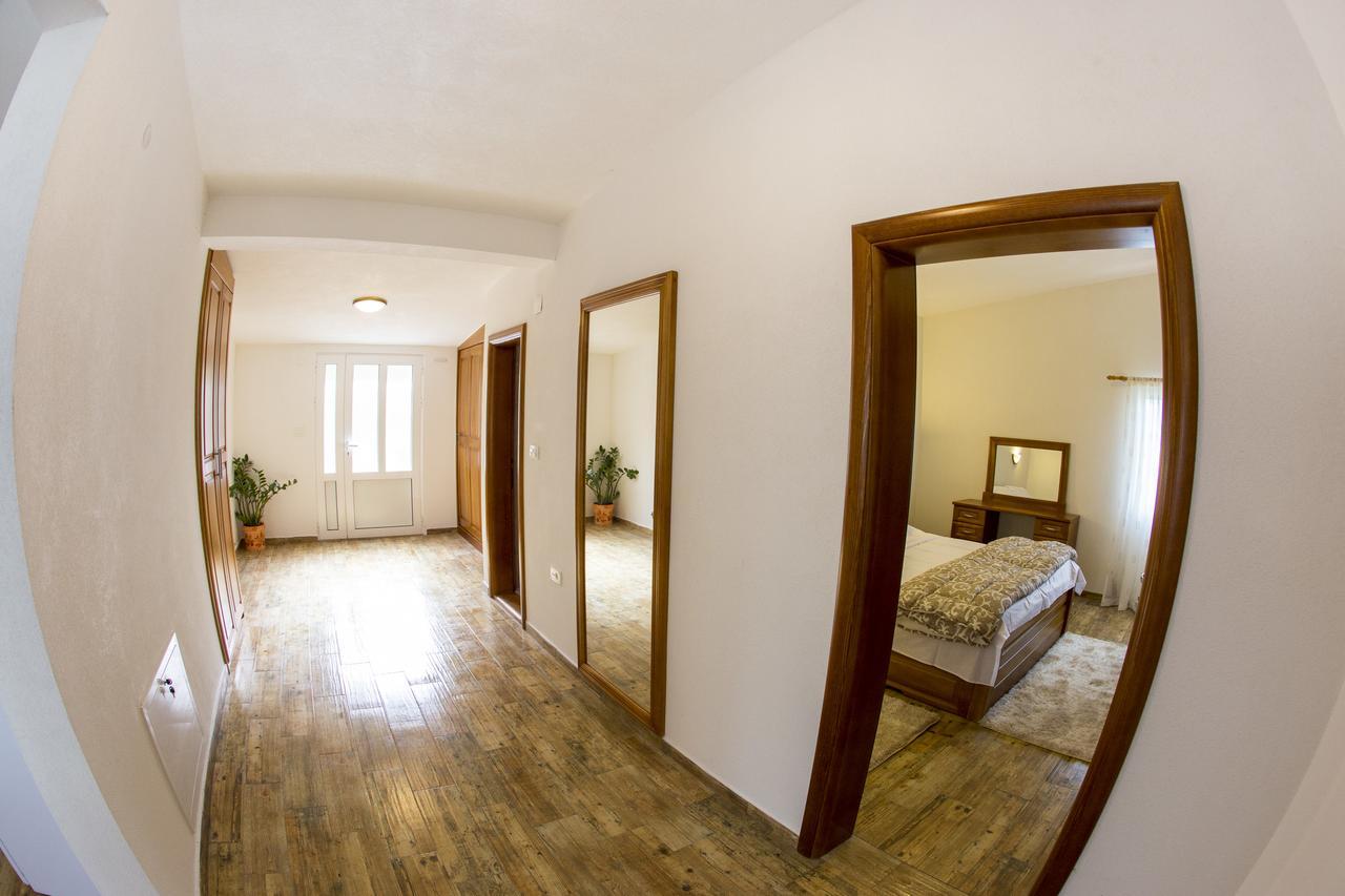 Lux Apartments Fabris Κότορ Εξωτερικό φωτογραφία