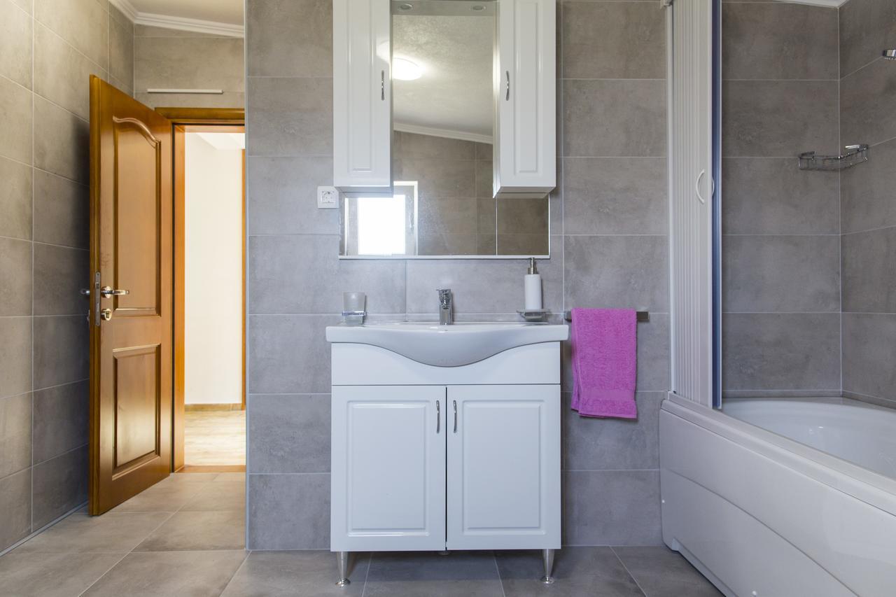 Lux Apartments Fabris Κότορ Εξωτερικό φωτογραφία